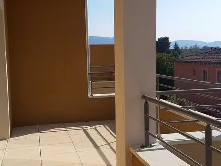 appartement 3 pièces 67 m²