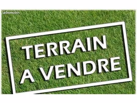 terrain 236 m² pertuis