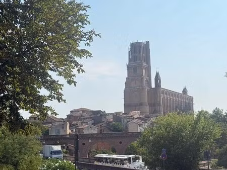 appartement t traversant t3 vue cathédrale