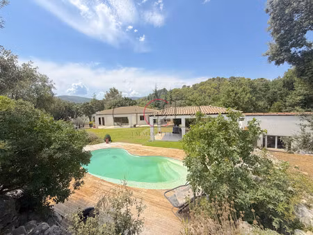 villa de luxe à vendre dans le quartier nord ouest