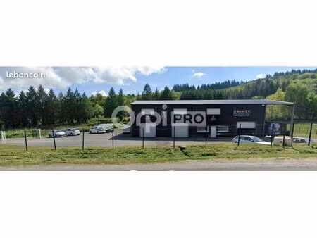 bureau 90 m²