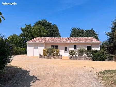 maison plain-pied rénovée – dpe a – 3 chambres – terrain 2 036 m² – garage