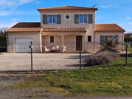 maison 4 chambres 134m² - 86400 saint gaudent