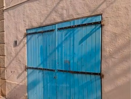 garage / local commercial