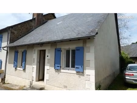 maison de bourg avec 2 ha.2 attenant