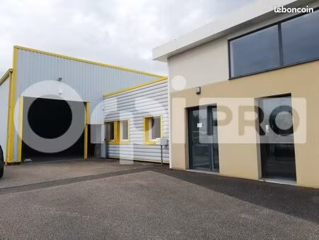 local d'activité 767 m²