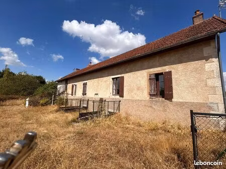 longère 125 m² dompierre-sur-besbre