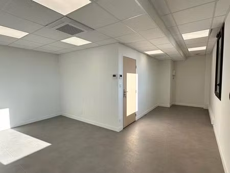 bureau professionnel neuf – 37 m²