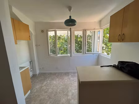 location appartement 2 pièces 38.8 m² à draguignan (83300)  590 €