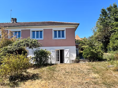 charmante maison années 30 à vendre à marly le roi - secteur centre commercial