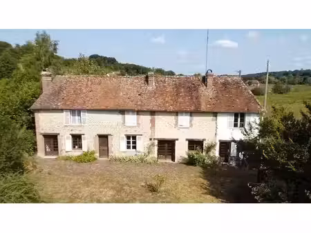 maison de 205 m2 - 7 pièces avec 4 chambres - dépendances