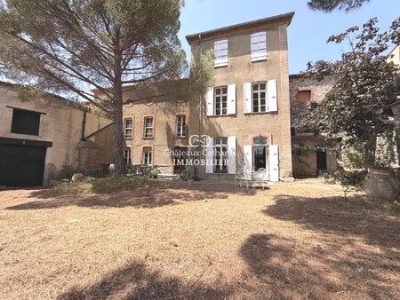 propriété de caractrère de 374 m²  9 chambres et 430 m² d'a