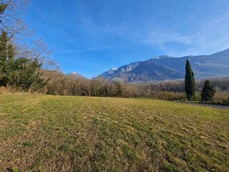grande parcelle  vue chartreuse. votre maison sur mesure