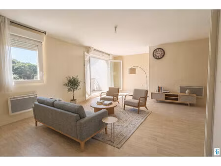 appartement saint etienne du rouvray 4 pièce(s) 78 m2 + stationnement double enfilade