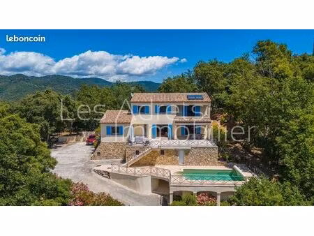 néo-provençale dominante - vue panoramique sur l’estérel