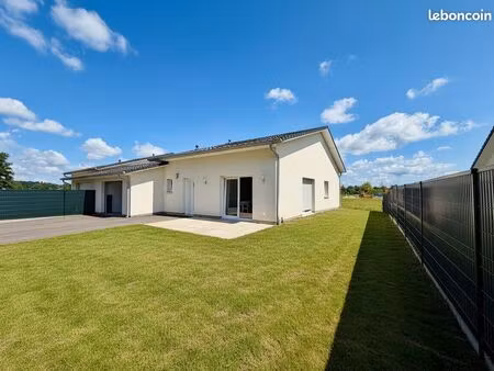 propriété 4 pièces 96 m²