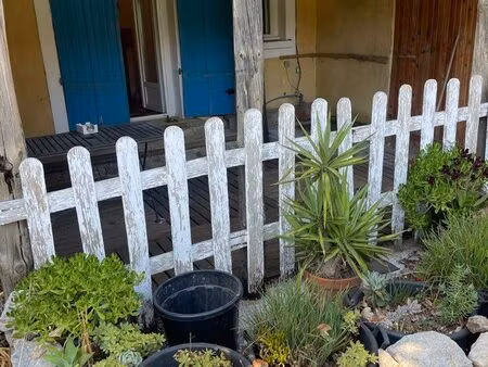 t2 duplex avec jardinet à hyères
