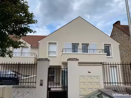 appartement 46 m2 t2 saint germain les arpajon