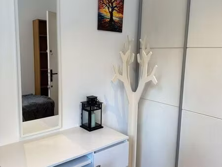 studio meublé rénové – neuilly-sur-seine