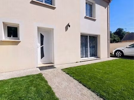 maison récente (fin 2020) – 95 m² – 3 chambres - borne de recharge pour voiture électrique