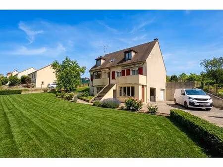pavillon 6 pièces 140 m²