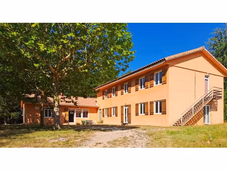 vente propriété 10 pièces 300 m² à cruis (04230)  450 000 €