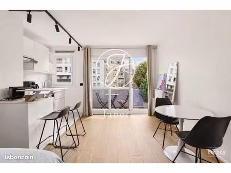 studio 1 pièce 29 m²