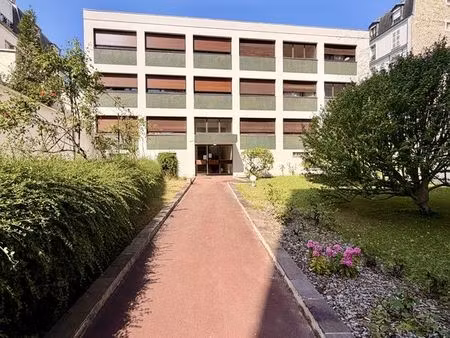 studio 1 pièce 26 m²