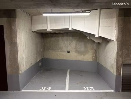 places de parking moto/scooter à louer - recharge élec. possible - nogent (94)
