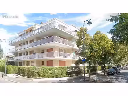 garage/box maisons alfort