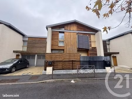 maison de ville 5 pièces 78 m²