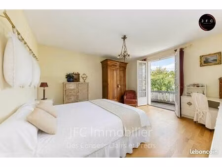 maison familiale 8 pièces de 166 m² avec jardin  terrasse et garage – quartier parc de sce