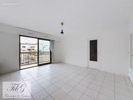 appartement 1 pièce 33 m²