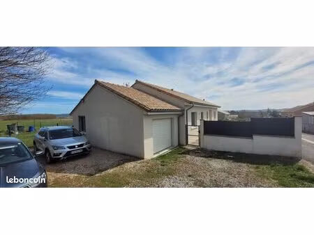 maison plain-pied de 93 m2+ garage 27m2  l'hospitalet du larzac