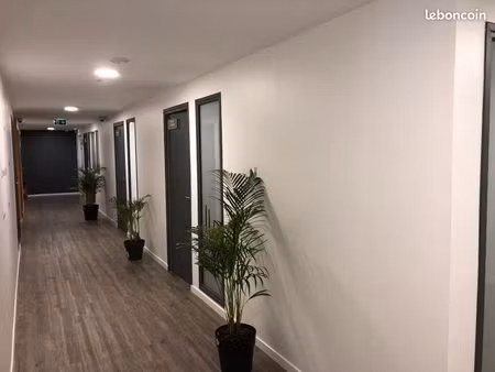 bureau très propre à louer