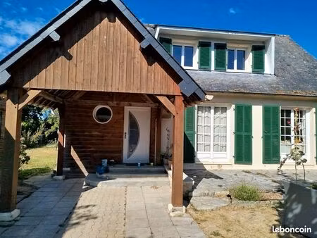 très agréable maison 135m2  6 pièces à amfreville