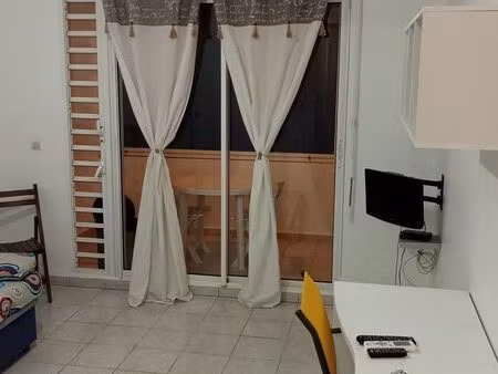 vente studio meublé