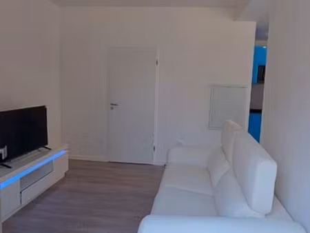 t1 bis meublé neuf de 30 14 m² – coin nuit séparé – métro 14