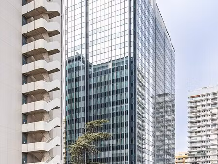 location bureaux 324 m² à 8 719 m²