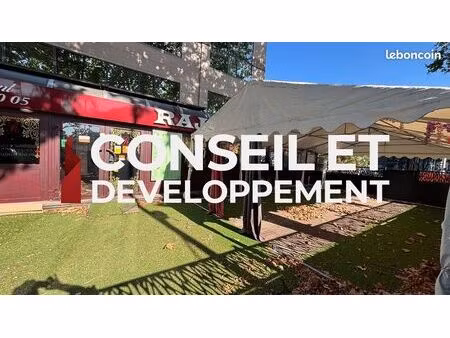 boutique 395 m² creteil