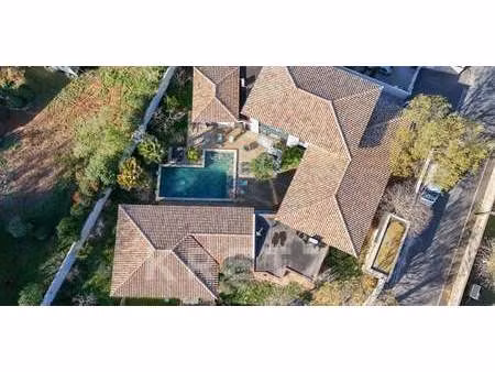 maison avec piscine et jardin beziers (34)