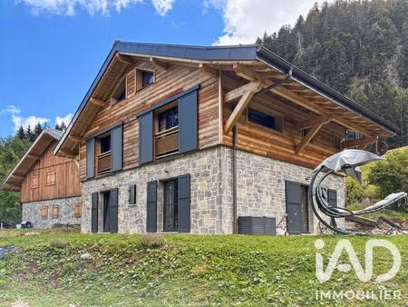 châlet à essert-romand (74110)