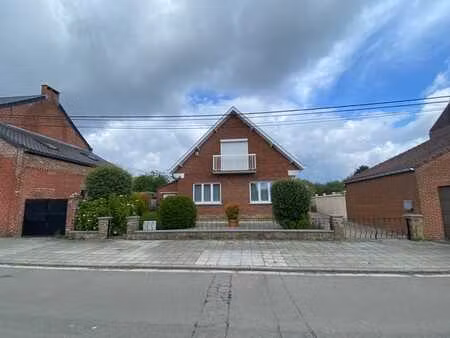 maison à vendre 4 façade courcelles