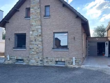 maison 4 façades à leuze  route de cortil-wodon  11