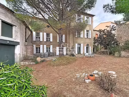 propriété de caractère de 374 m²  9 chambres et 430 m² d'an