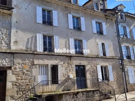 immeuble 13 pièces 270 m²