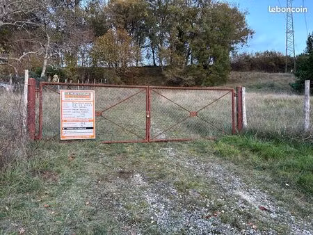 terrain 10000 m2 ( 793 m2 constable )