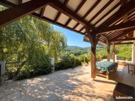 vente maison au puy-en-velay (43000) : à vendre / 220m² le puy-en-velay