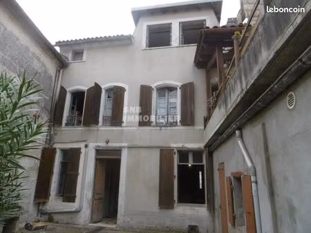 maison 9 pièces 293 m²
