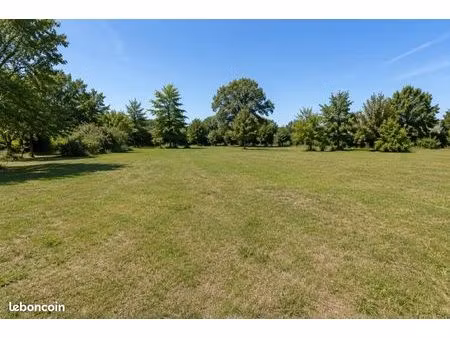 terrain 600 m² loire les marais